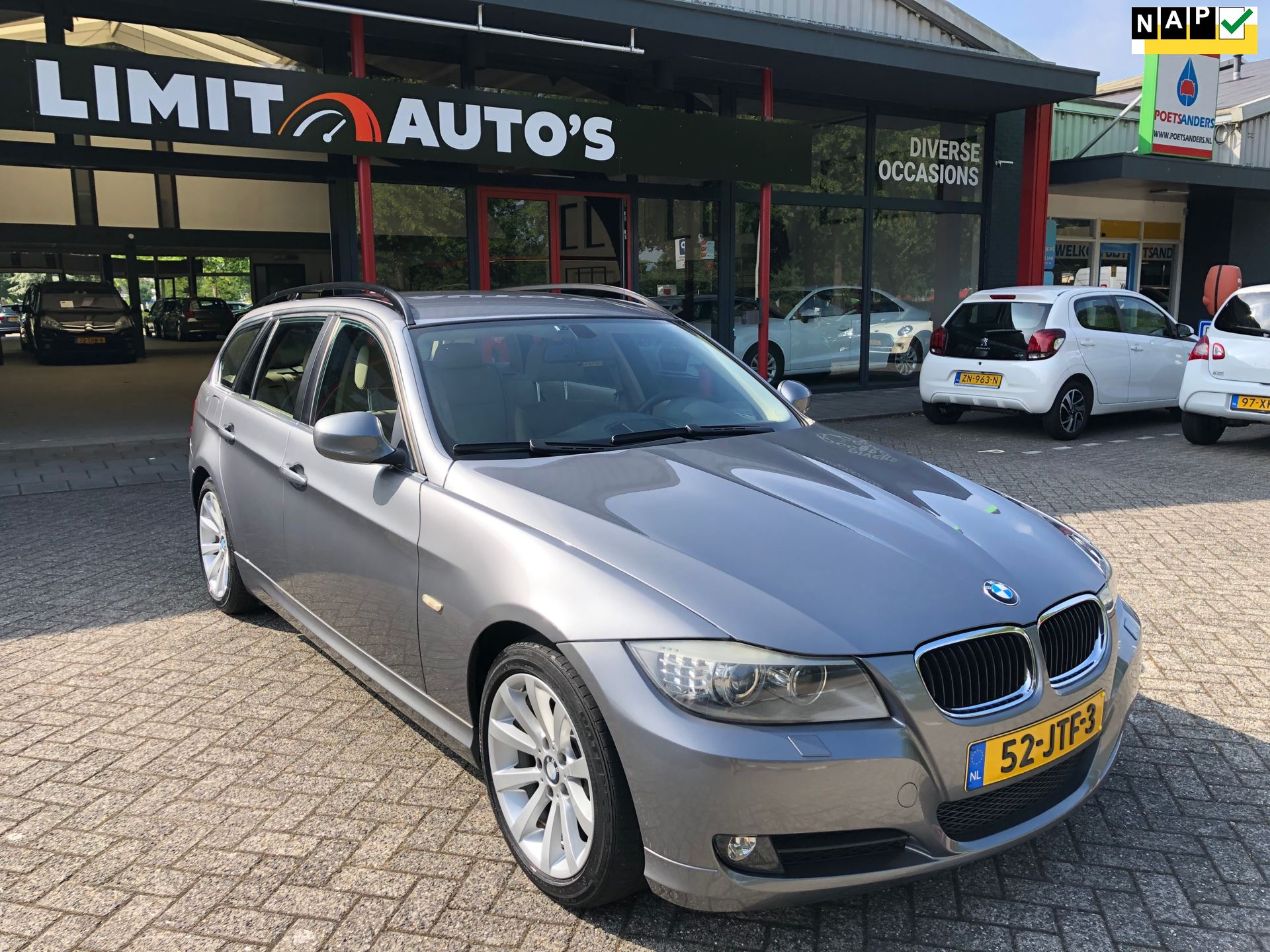 Ministerie Besnoeiing chaos BMW 3-serie Touring - 318i Business Line / XENON/ LEER / PDC / CRUISE / NAP  / APK!! Benzine uit 2009 - www.limitautos.nl