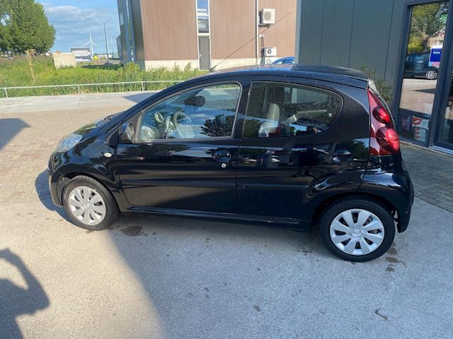 Peugeot 107 1.0 Active,NW APK,AIRCO..?