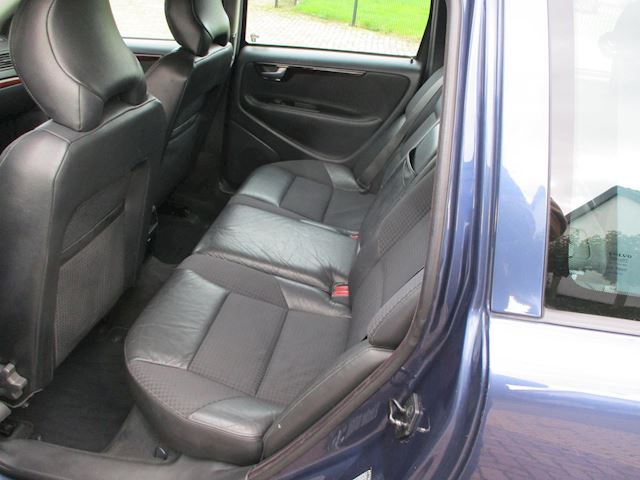 Volvo V70 2.4 Comfort Line Automaat 7 Persoons