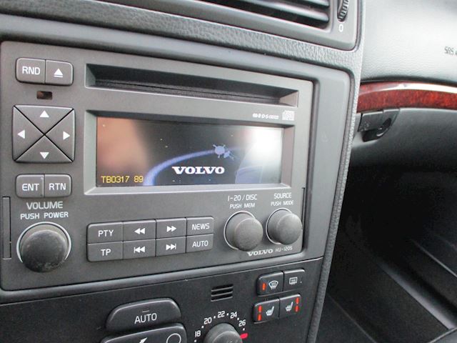 Volvo V70 2.4 Comfort Line Automaat 7 Persoons