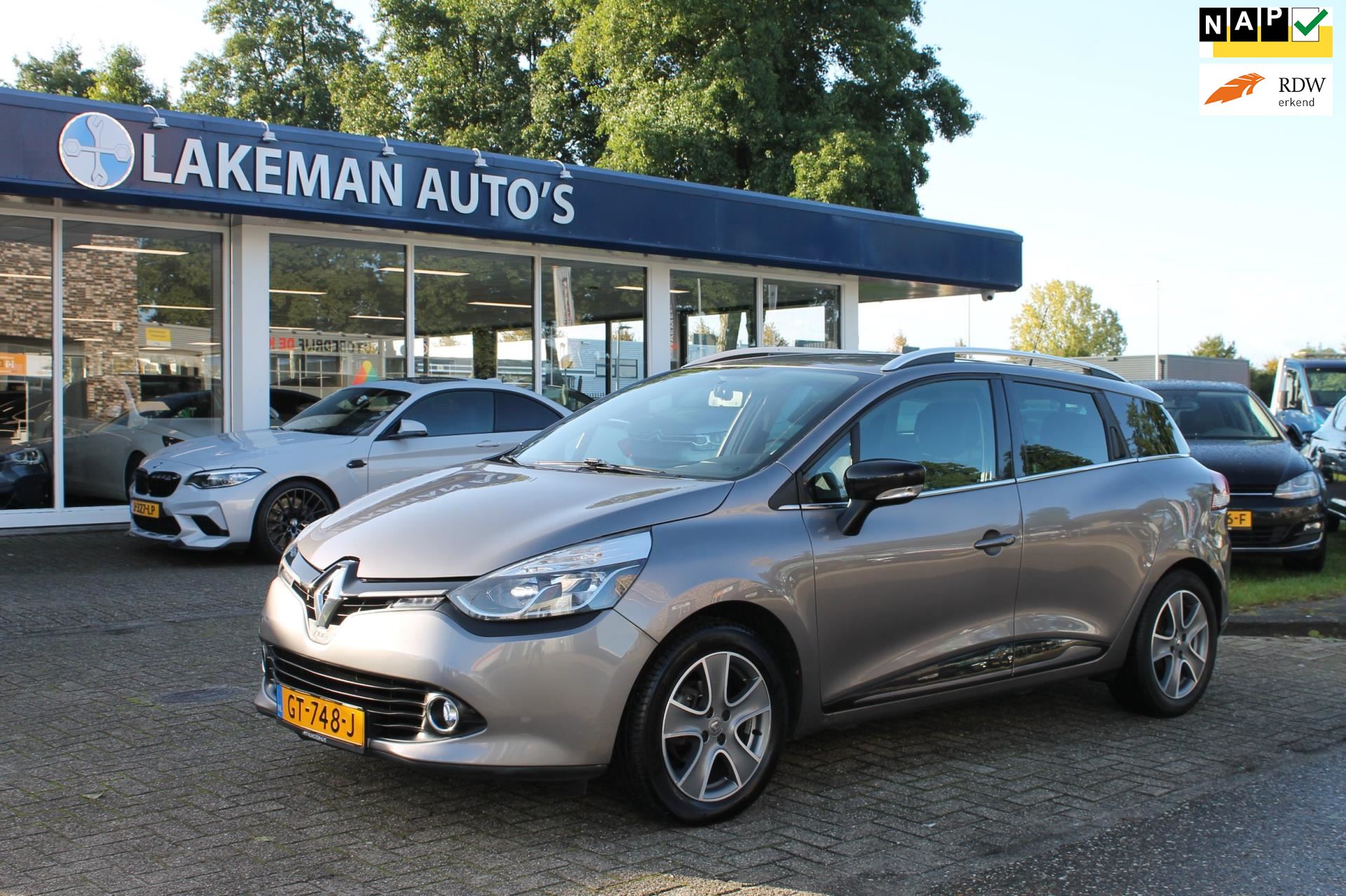 Renault Clio Estate 1.5 dCi Night&Day Huurkoop Inruil Service Garantie Apk ! Diesel uit 2015 - www.lakemanautos.nl