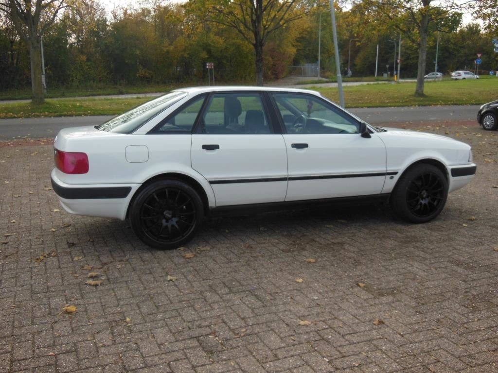 Audi 80 occasion - Ucars Special Cars
