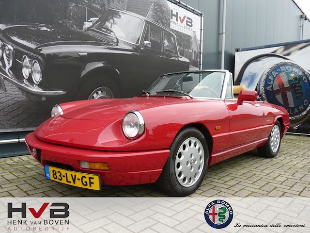 Alfa Romeo Spider 2.0