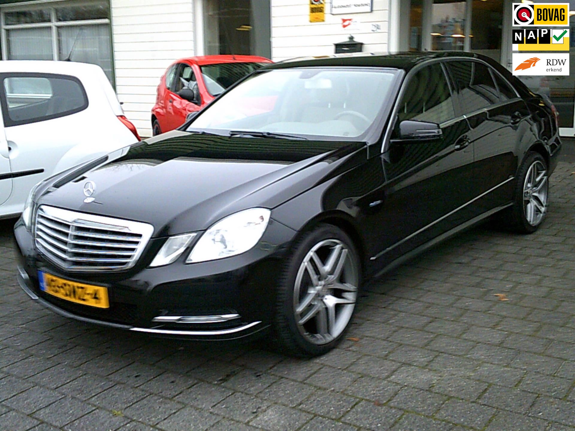 voelen Kustlijn Overeenkomstig Mercedes-Benz E-klasse - 250 CGI Business Class Elegance Benzine uit 2011 -  www.autobedrijfhoefsmit.nl