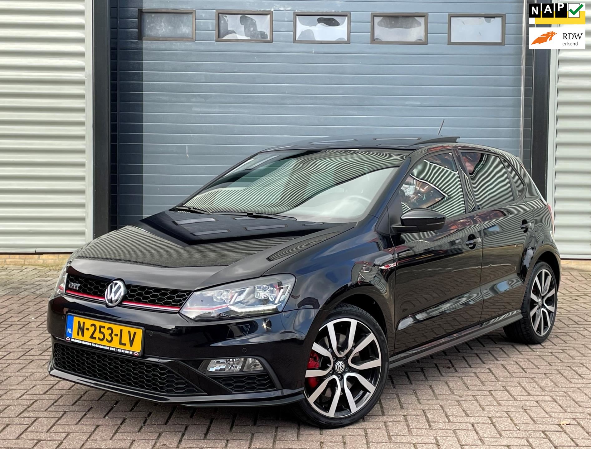 oog Enten inschakelen Volkswagen Polo - 1.8 TSI GTI DSG 192PK 2015 Zwart VOL OPTIE Benzine uit  2015 - www.cartradenass.nl